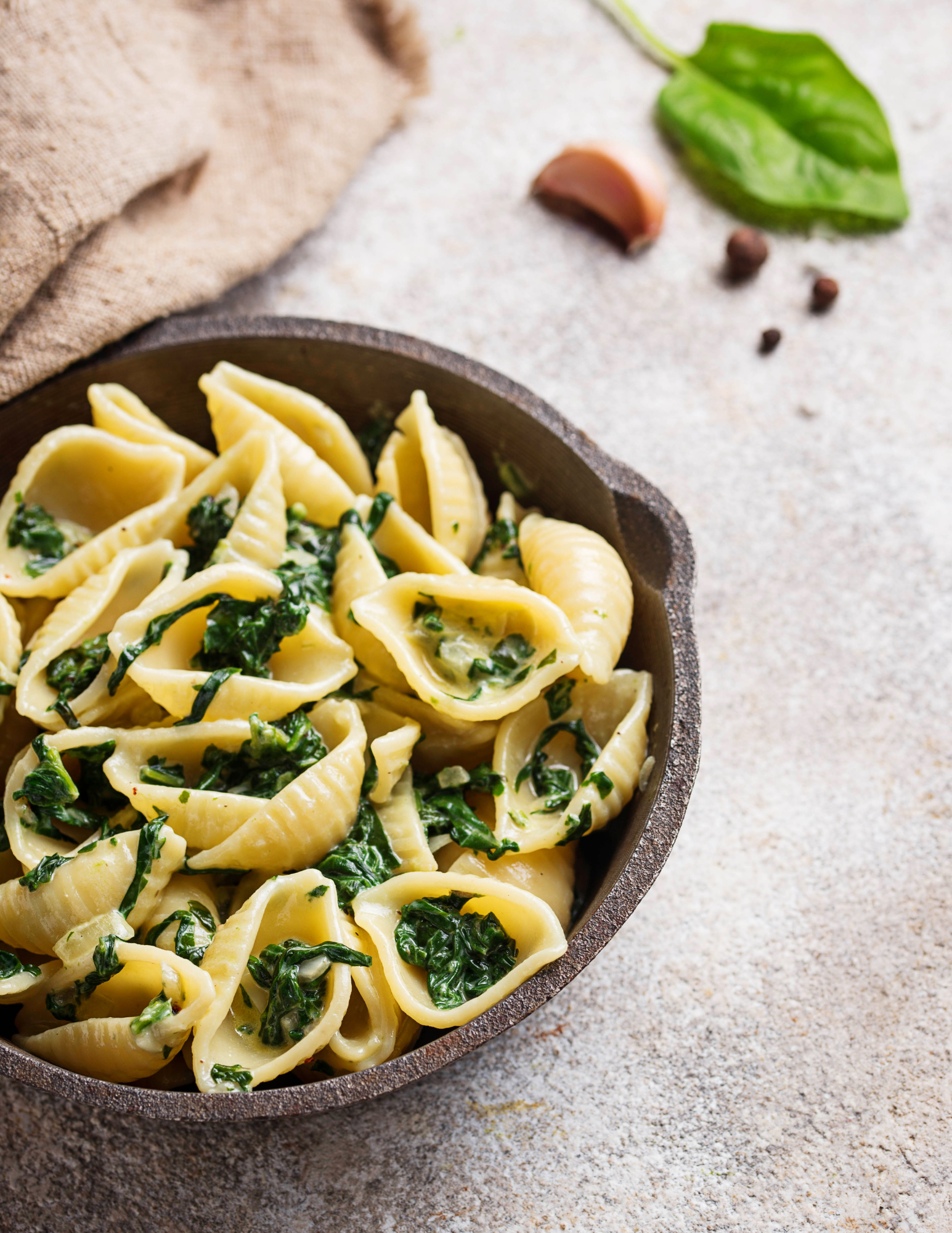 MulZi-Collagen Infused Creamy Spinach Pasta